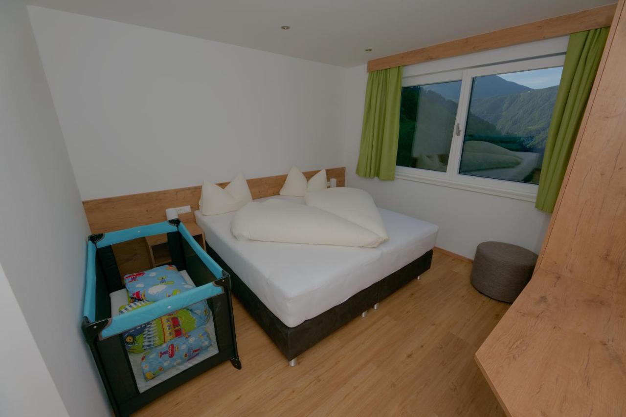 Mounira Ladis Apartment ภายนอก รูปภาพ